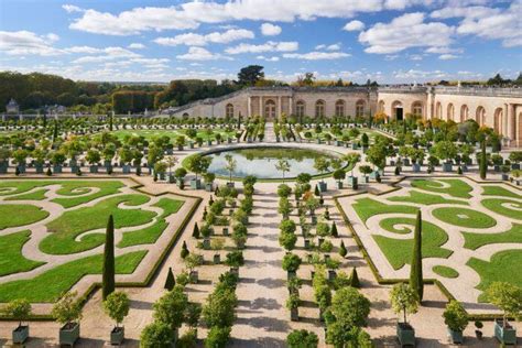 bayrut versace palaces|palace of versailles ruins.